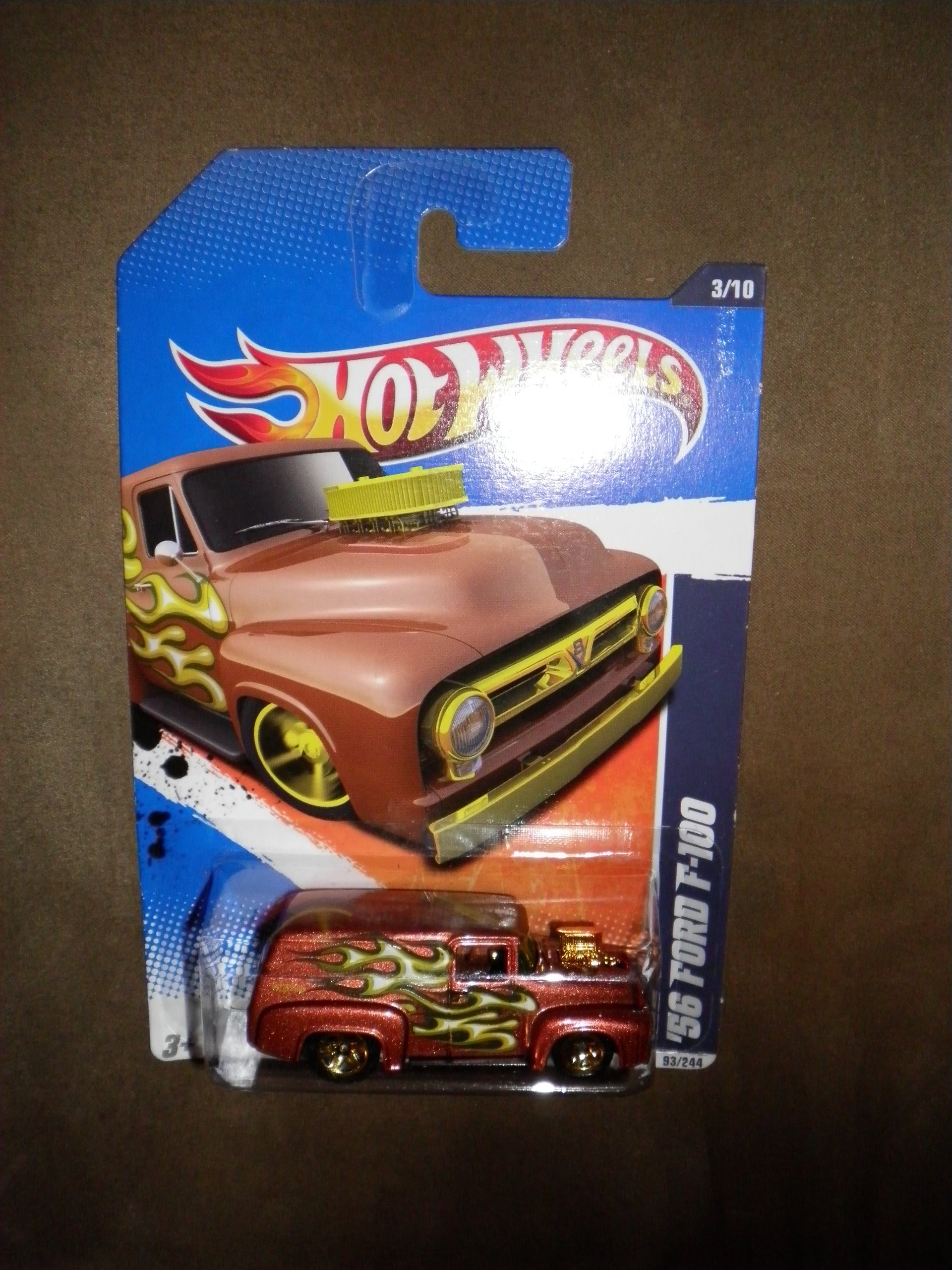 No276. 100% Hot Wheels Ford 13台セット Amazon.com: 2011 HOT WHEELS HEAT FLEET 93/244 BROWN '56 FORD F-100